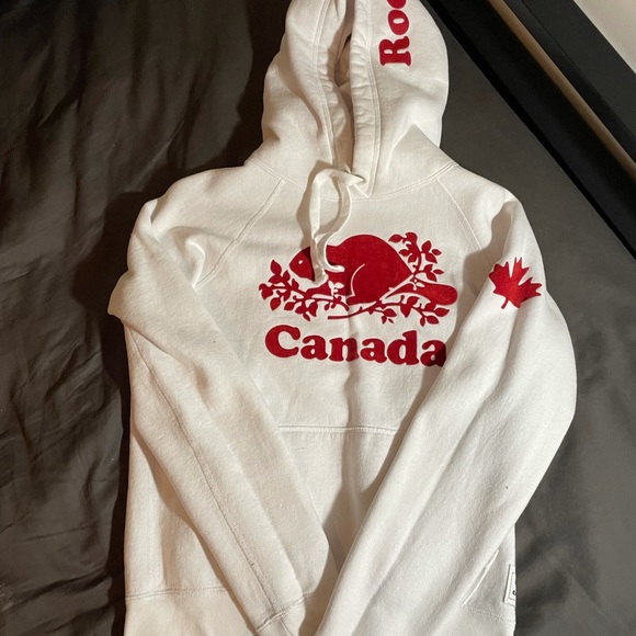 Brand new condition roots hoodie size small